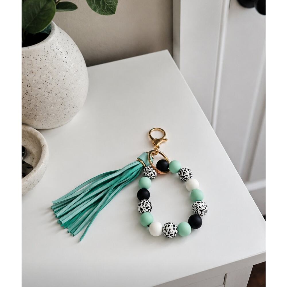 Silicone Wood Bead Wristlet Bag Charm Key Chain Mint Green Black New